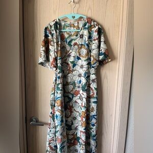 Cupshe Floral Wrap Elegant Dress Size 8 - Like New 💐